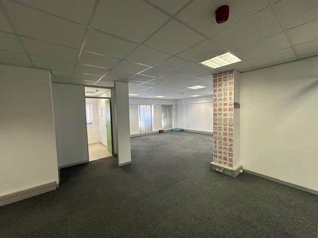 To Let commercial Property for Rent in Claremont Western Cape